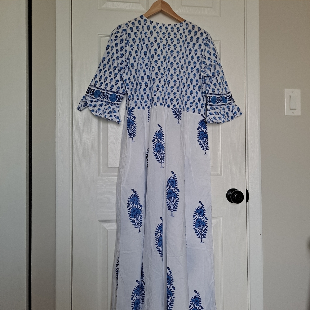 TUCKERNUCK PINK CITY PRINTS Blue and White Maxi Dress - Picture 5 of 8
